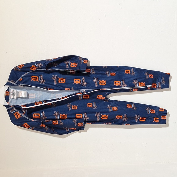 Genuine Merchandise Detroit Tigers Sleepwear/Romper 3T - Picture 5 of 15